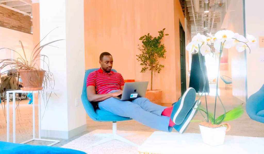 Bilkher qui travaille